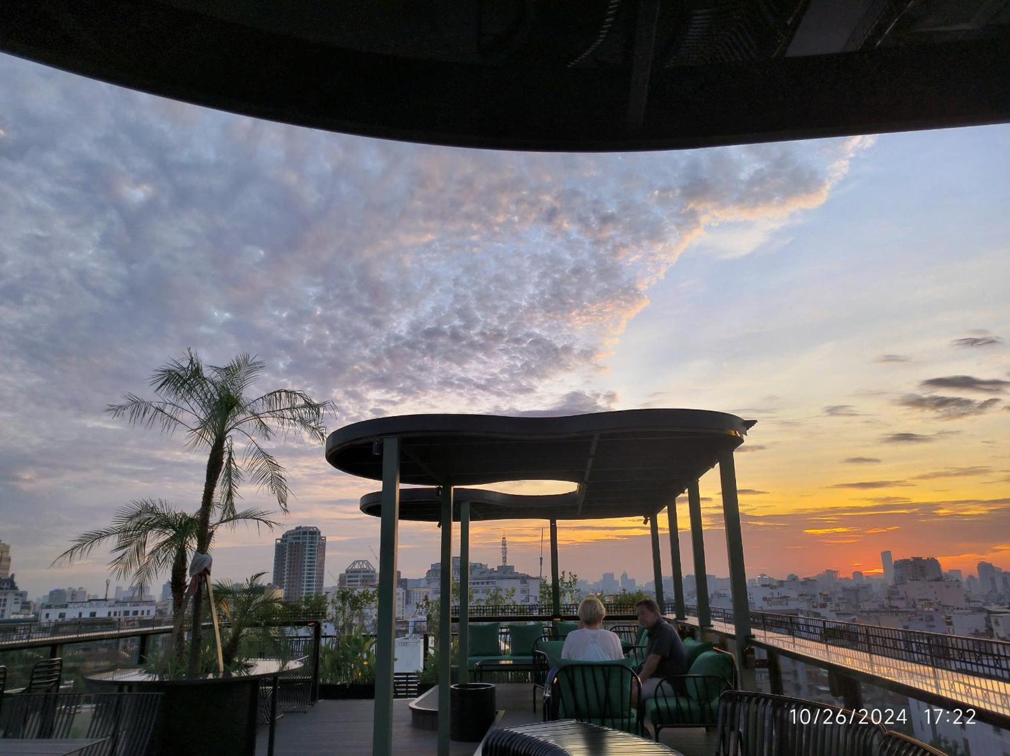 Golden Lotus Luxury Hotel Hanoi Exterior photo