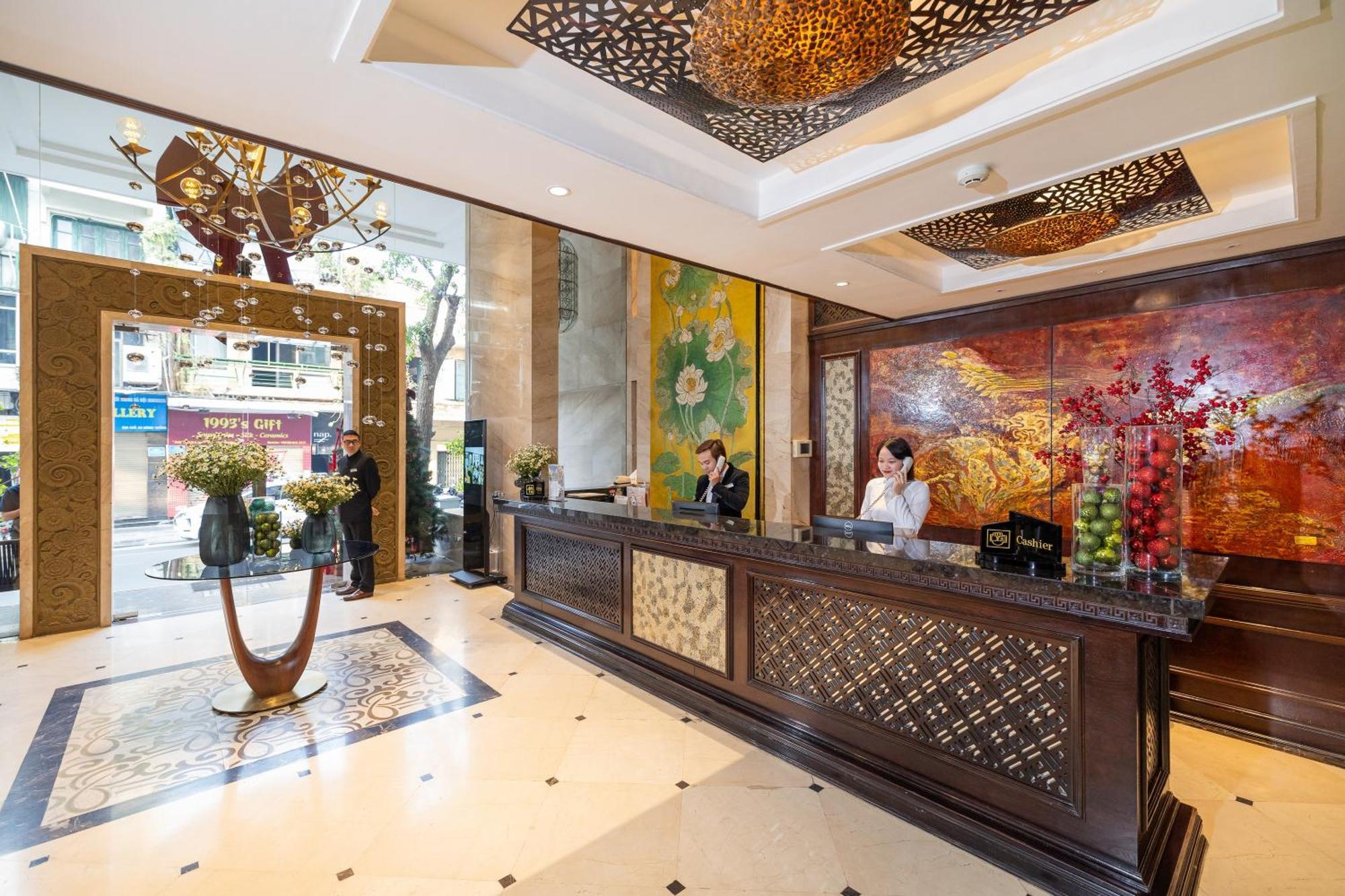 Golden Lotus Luxury Hotel Hanoi Exterior photo