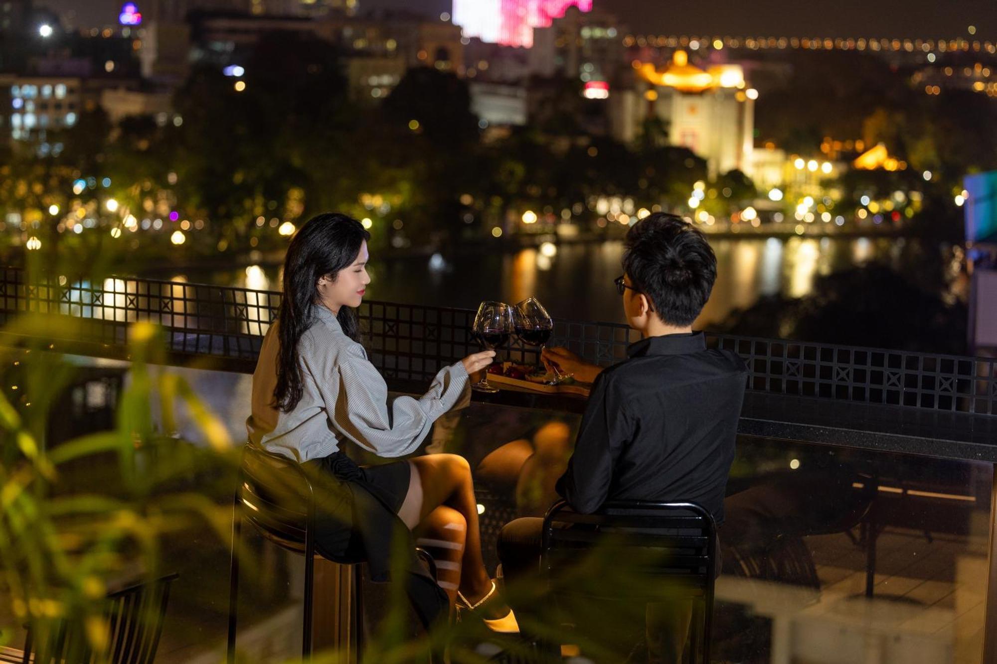 Golden Lotus Luxury Hotel Hanoi Exterior photo